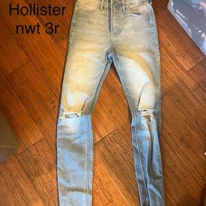 Hollister Distressed Light Blue Skinny Jeans NWT